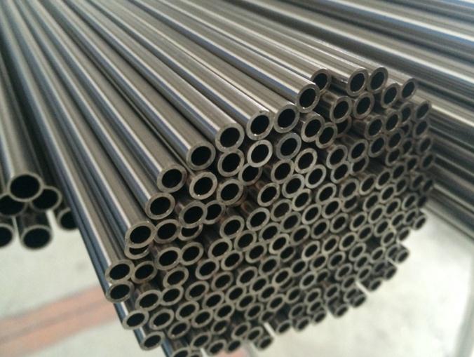 小口徑不銹無縫管.jpg